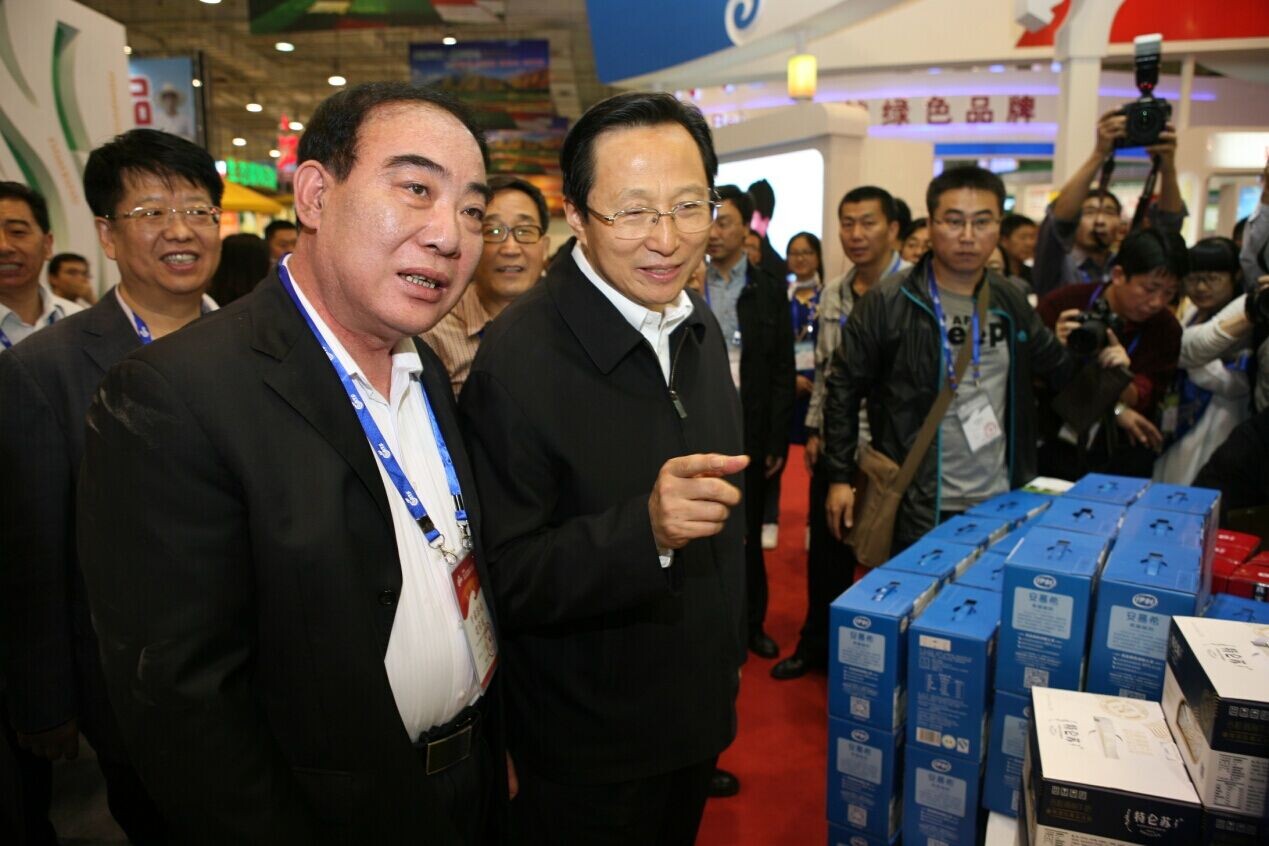 內(nèi)蒙古綠色農(nóng)畜產(chǎn)品在齊魯大地大放異彩---參加第十二屆中國國際農(nóng)產(chǎn)品交易會(huì)暨第三屆中國山東國際農(nóng)產(chǎn)品交易會(huì)紀(jì)實(shí)