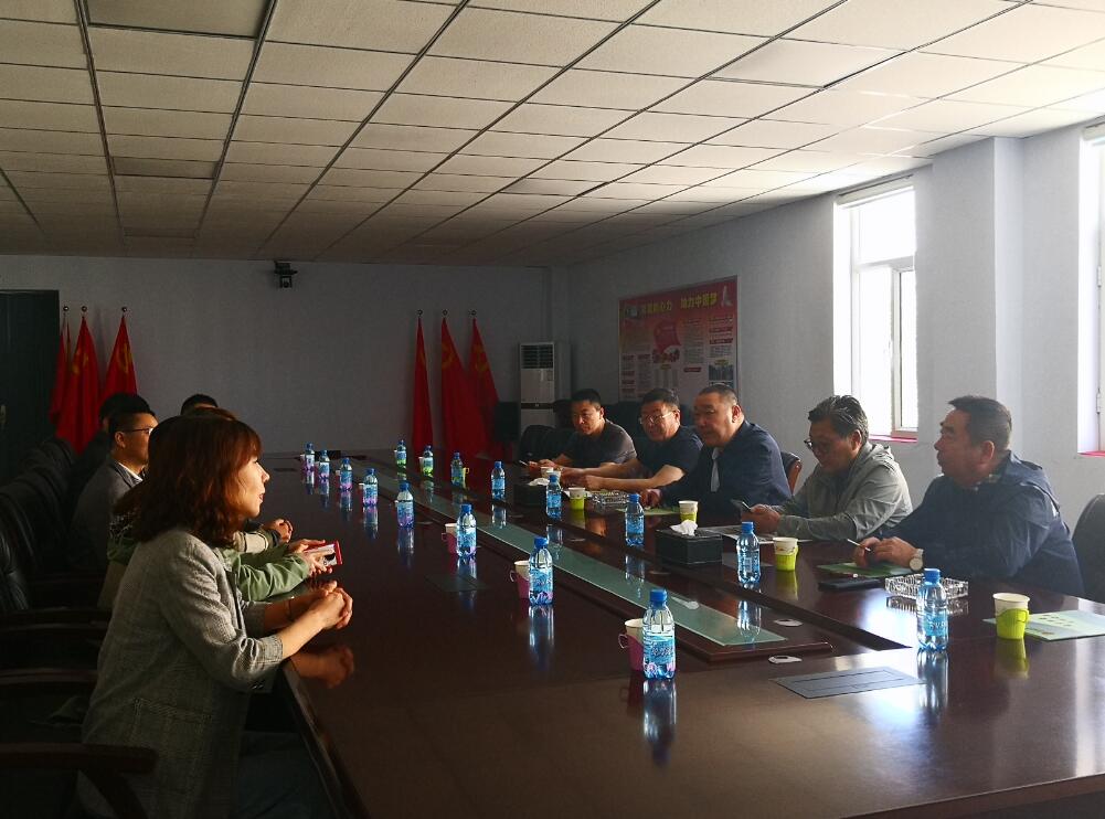 內蒙古農牧業(yè)產業(yè)化龍頭企業(yè)協(xié)會會長周勇到巴彥淖爾市部分會員單位學習調研